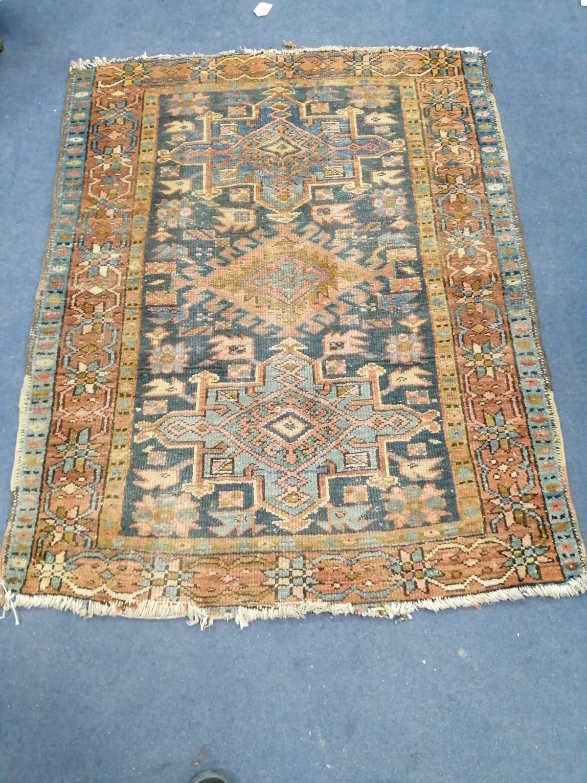 A small Hamadan blue ground rug, 132 x 104cm